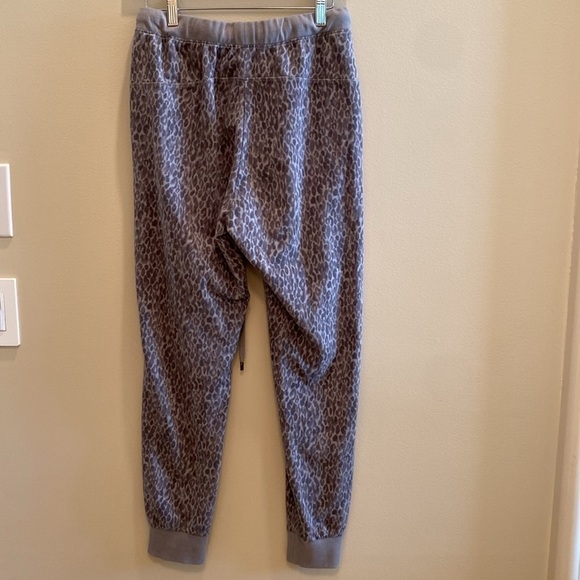 Anthropologie Saturday Sunday Gray Animal Print Jogger Lounge Pants Size SMALL - Picture 6 of 7